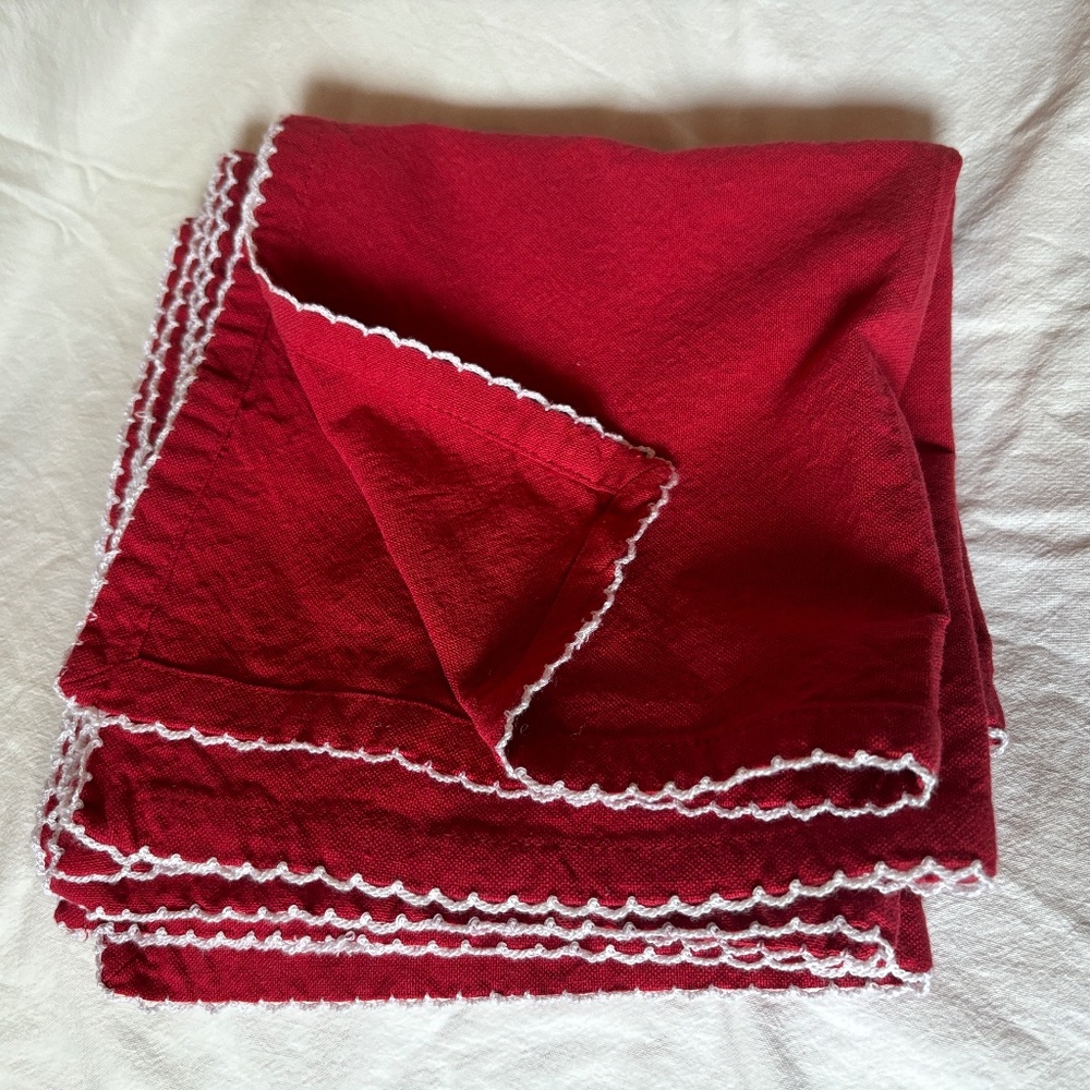 Set of 4, 100% Cotton Red Crocheted Edging Cotton Napkins